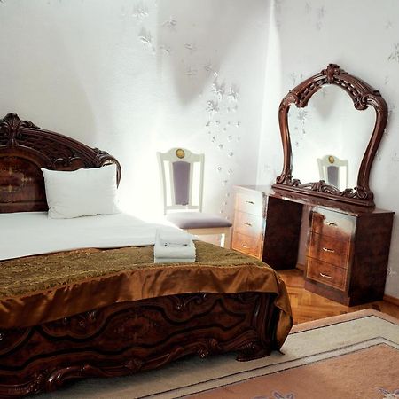 Santorini Hotell Codru Exteriör bild