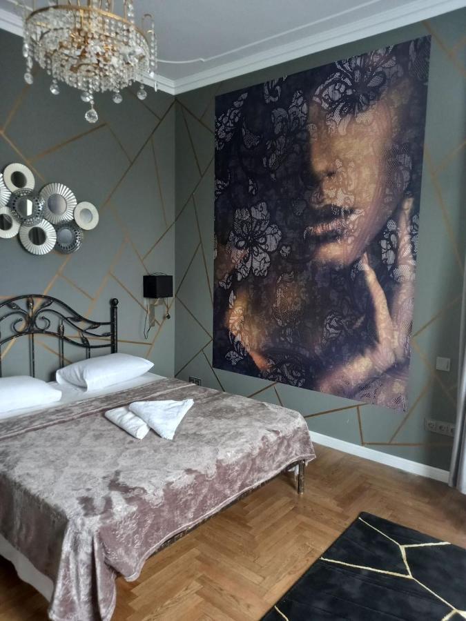Santorini Hotell Codru Exteriör bild
